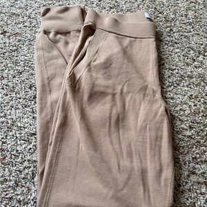 Aritzia Babaton Taupe Jogger Pants